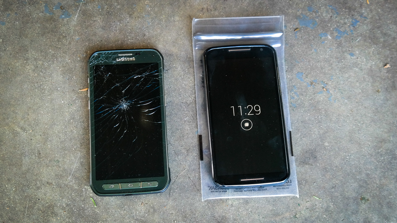 Illustration for article titled Rugged Phones Are Bullshit, Here's How To Make Them Better